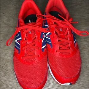 New Balance Red and Black Athletic Shoes size 5 kids